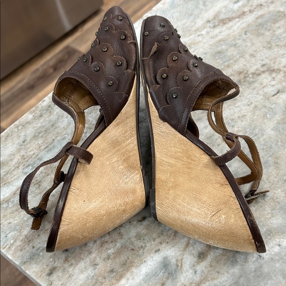 Schuler & Sons Philadelphia peep toe wedge shoes size 40 buckle strap brown - Picture 7 of 14